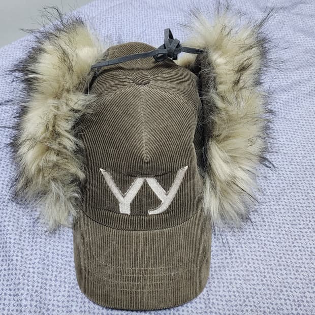 오픈와이와이 퍼 코듀로이 이어플랩캡 모자 카키