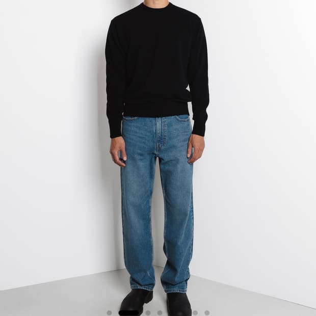 스테디에브리웨어 울 스탠다드 라운드넥 니트