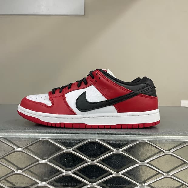 나이키 SB 덩크 로우 프로 시카고 255