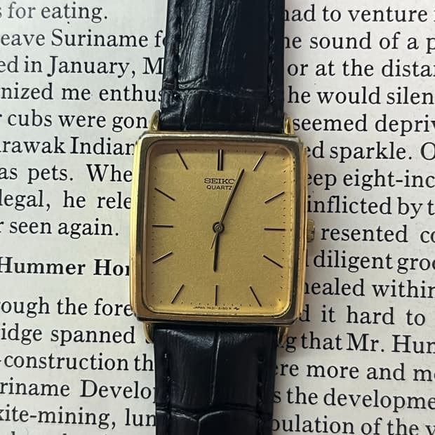  Vintage Seiko Quartz Tank Watch