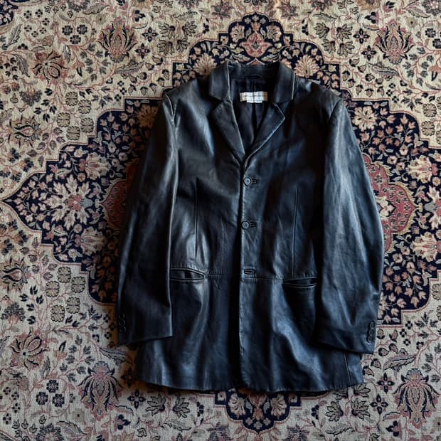 엠포리오 아르마니 레더 자켓 100