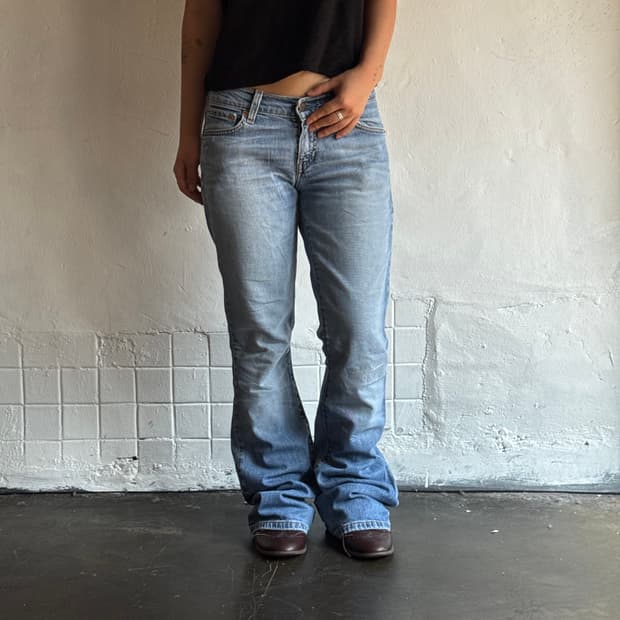 Levi’s 529 부츠컷 연청 워싱 데님 팬츠