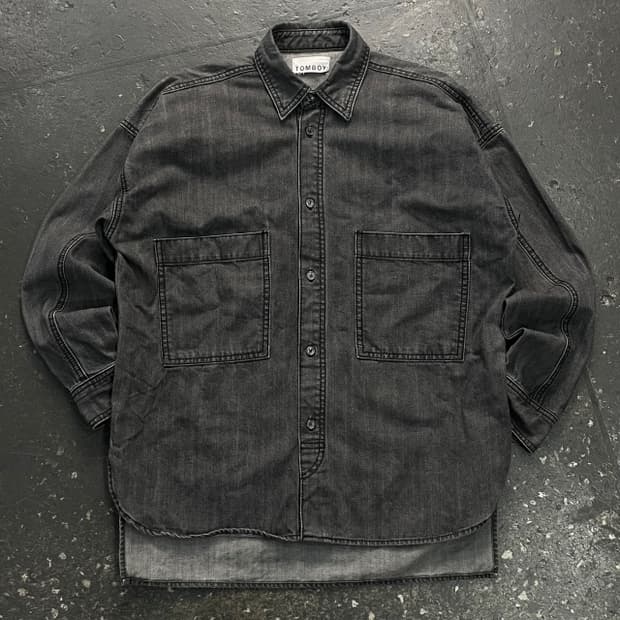 스튜디오 톰보이 흑청 데님 셔츠