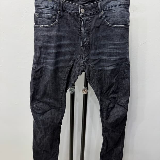 정품) 디스퀘어드 더블지퍼 슬림 바이커진 청바지 46