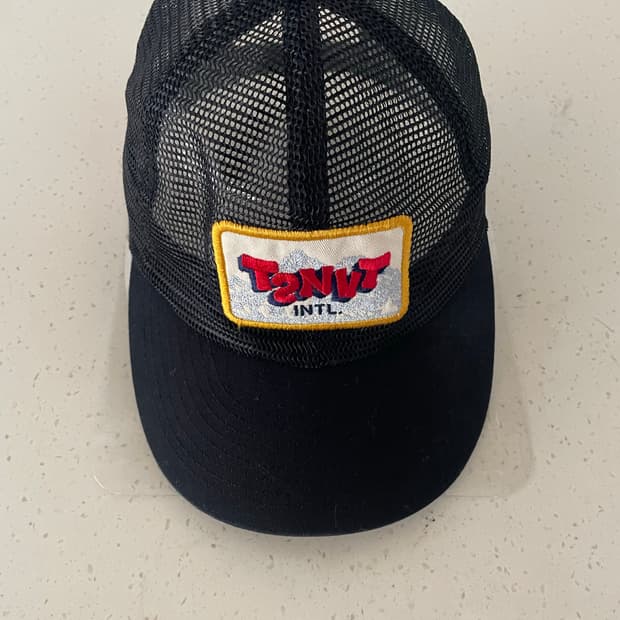 디스이즈네버댓 매쉬 트러커캡