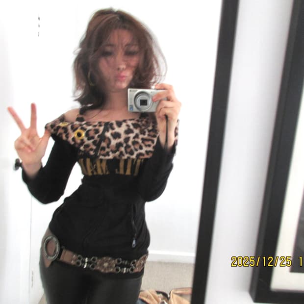 오네 갸루 탑 레오파드 오프숄더