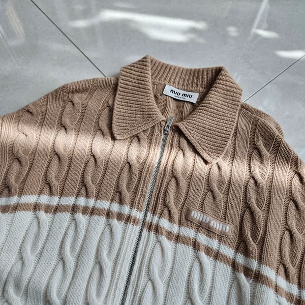 [36] 미우미우 케이블 니트집업 판매