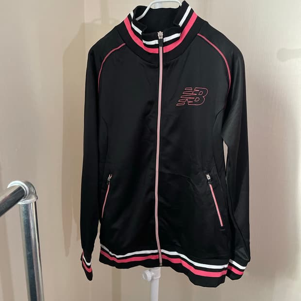 뉴발란스 진핑일본판 집업