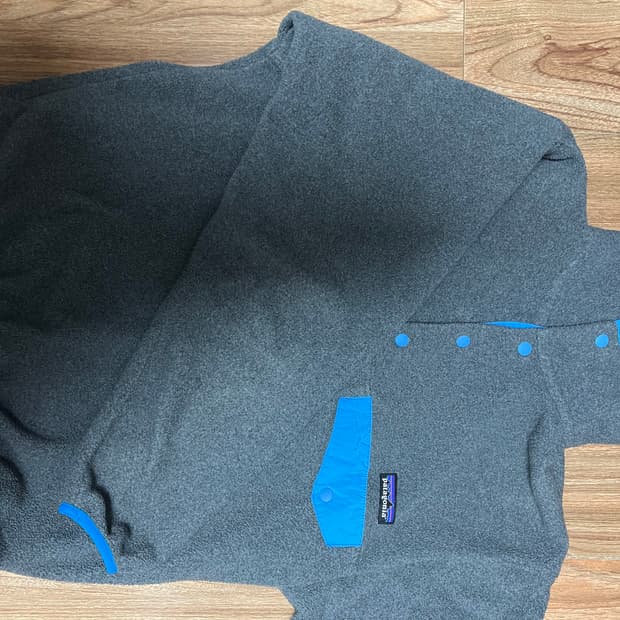 파타고니아 신칠라 그레이 블루 S