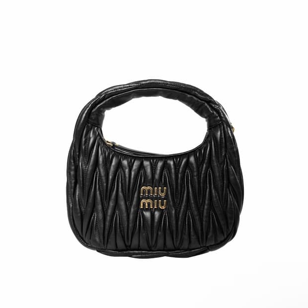 [S] 미우미우 여성 완더 마테라쎄 나파 가죽 숄더 호보백 블랙 스몰