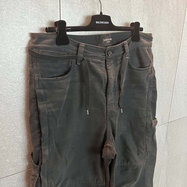발렌시아가 스케이터 크롭 카펜터 진 s