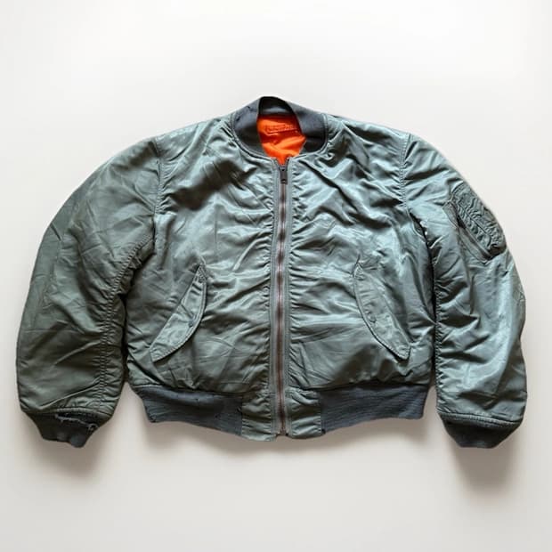 1976s 알파 인더스트리 MA-1 플라이트 붐버 자켓