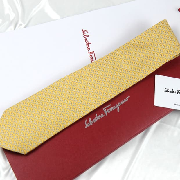 페라가모 7.9cm S등급 신형 남자 명품 넥타이