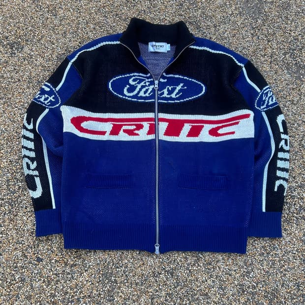 크리틱 포드 콜라보 니트 집업