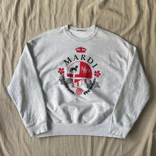  마르디메크르디 애쉬헤더 빅로고 맨투맨 F