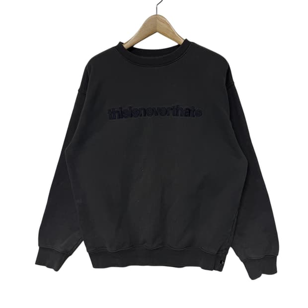 디스이즈네버댓 자수로고 맨투맨