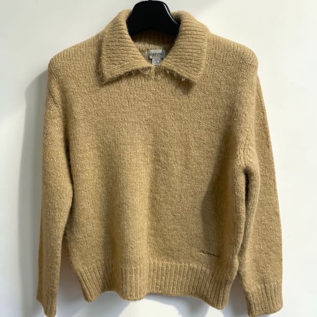 시엔느 카라 니트 스웨터