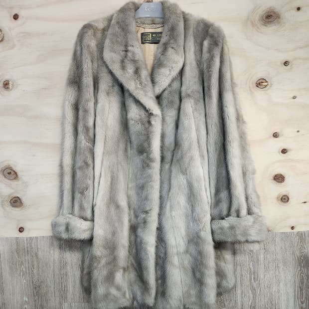 227) 로얄 사가 밍크 코트