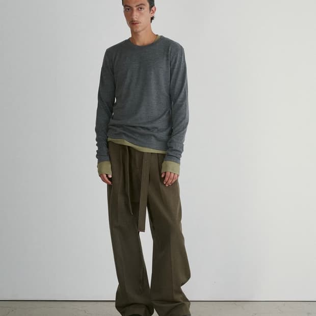 렉토 벨트 디테일 하이웨스트 팬츠 카키 24FW 새상품