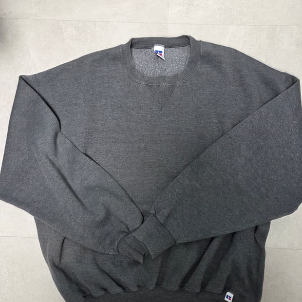 90s 러셀 애슬레틱 멕시코산 '차콜 그레이' 스웨트셔츠