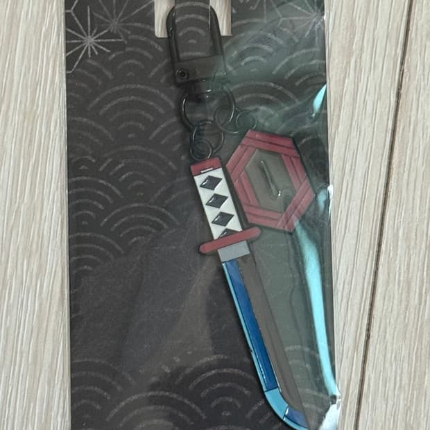 귀멸의 칼날 일륜도키링 토미오카 기유