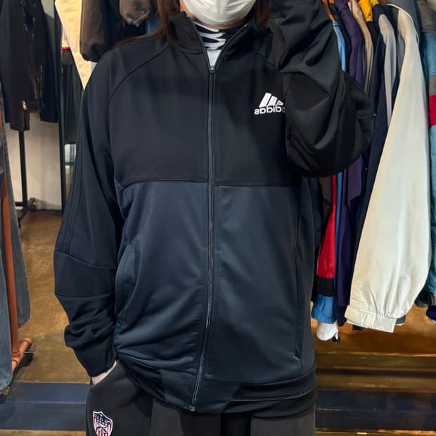 아디다스 배색 트랙탑