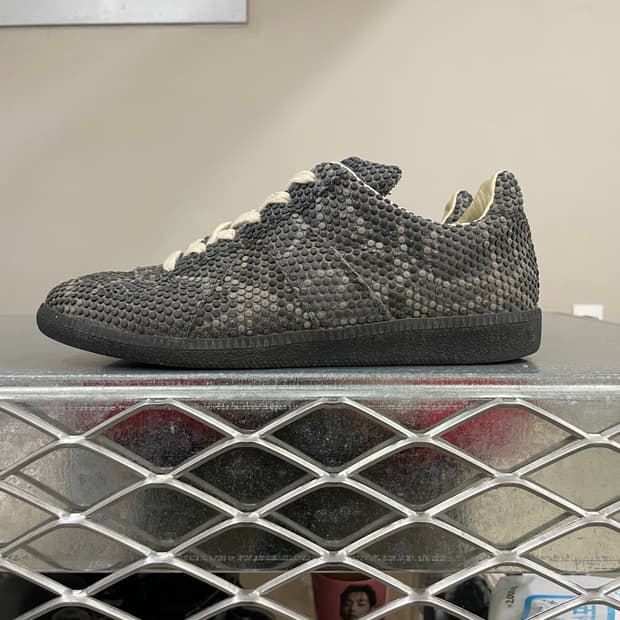 메종 마르지엘라 텍스처 러버도트 스니커즈 39 (gr-4173)