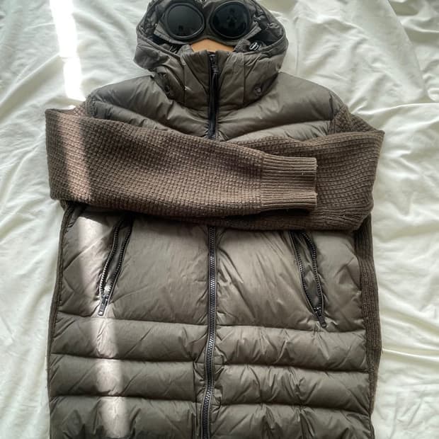 Cp company 니트 패딩