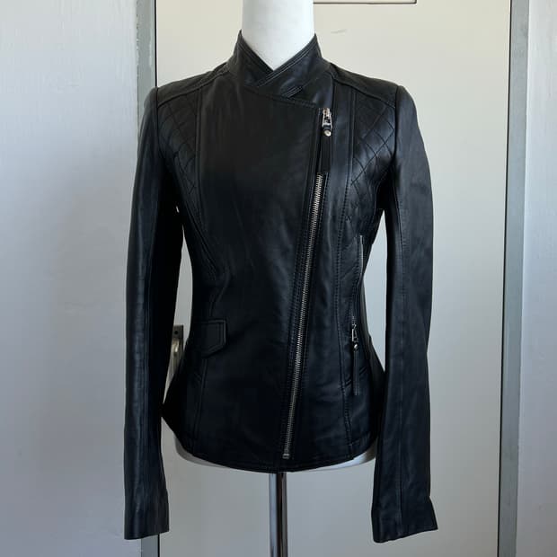 Detailed lamb leather jacket