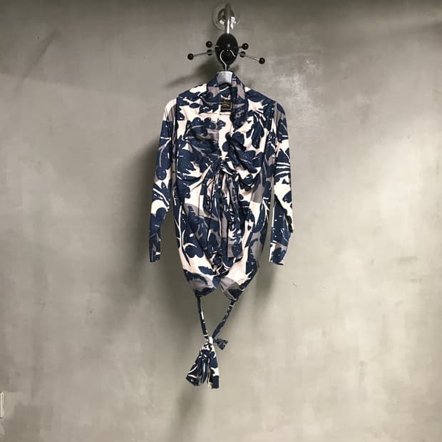 비비안웨스트우드 블라우스 38(W)