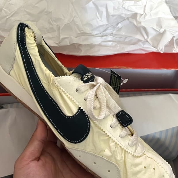 [45] 자크뮈스 x 나이키 문 슈즈