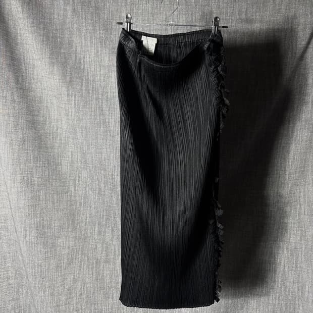 플리츠플리즈 이세이미야케 프릴 스커트