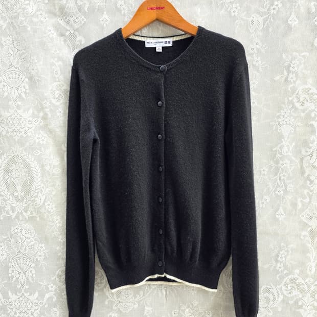 유니클로 이네스 드라 프레상쥬 캐시미어 100%