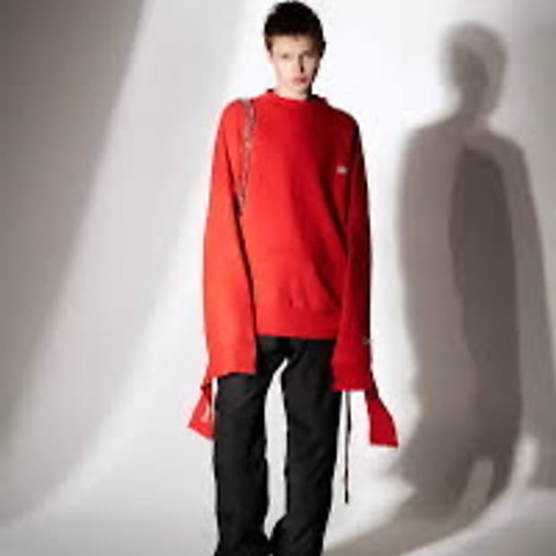 베트멍 챔피온 비대칭 절개 오버핏 맨투맨 사이즈 s