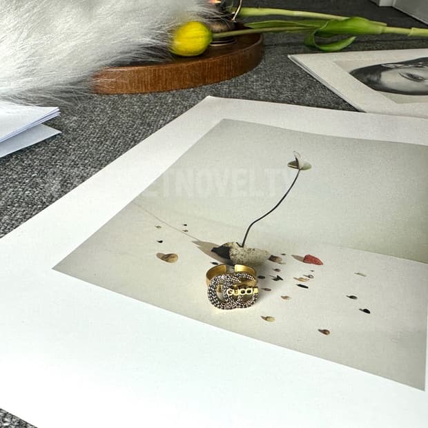 구찌 클래식 GG 이니셜 반지 골드