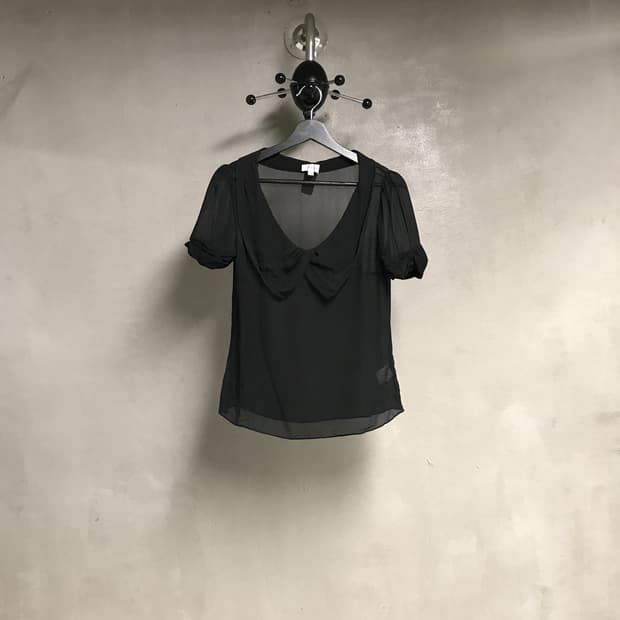 템버리 실크 반팔 블라우스 블랙 10(W)