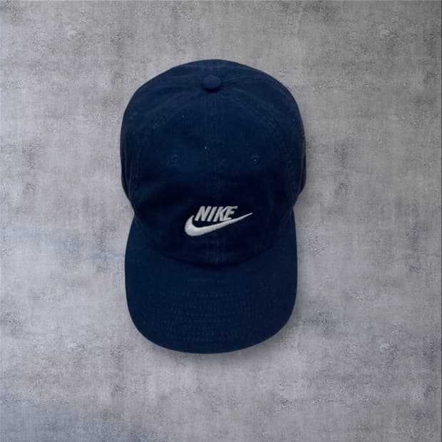 나이키 퓨추라 로고 네이비 볼캡