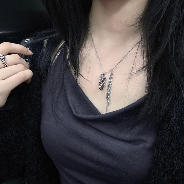 TAMLIN Tail Neckace