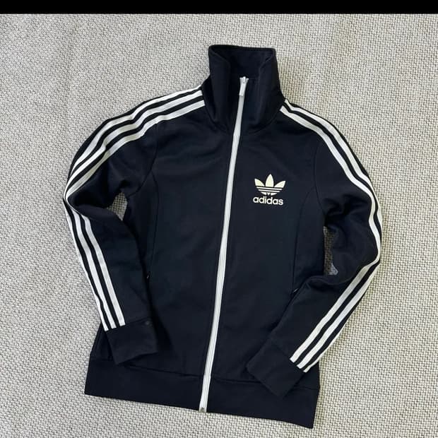 아디다스 삼선 블랙 져지