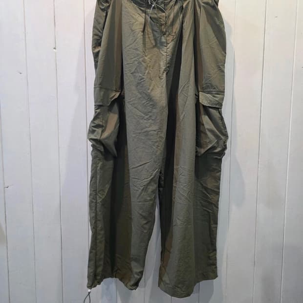 나일론 와이드 카고 바지 (조임쇠밴딩)