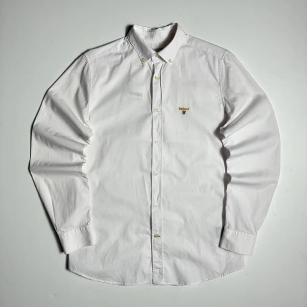 바버 Barbour 자수 로고 화이트 옥스포드 테일러드 셔츠 R1919