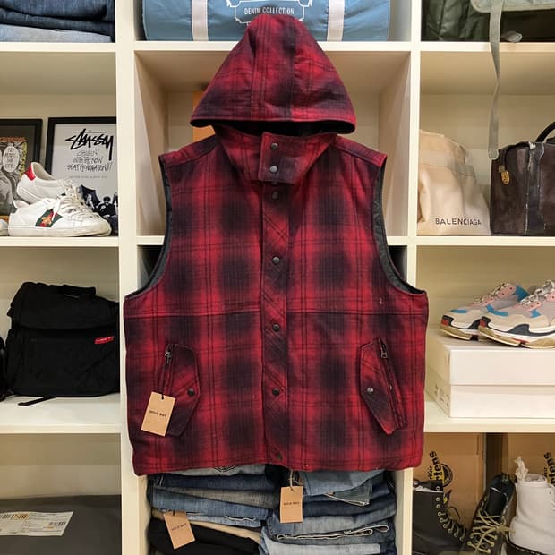 리바이스 체크 패턴 리버시블 후드 패딩 조끼 XL