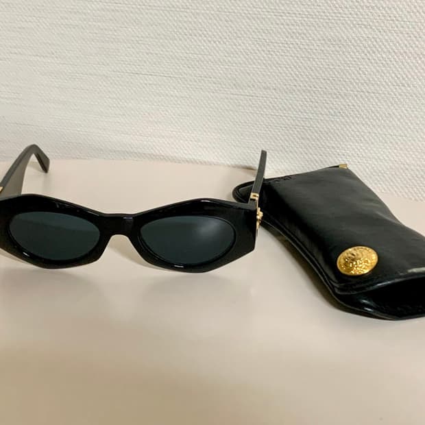 베르사체 1990s 빈티지 오벌 메두사 선글라스 이태리 정품Versace