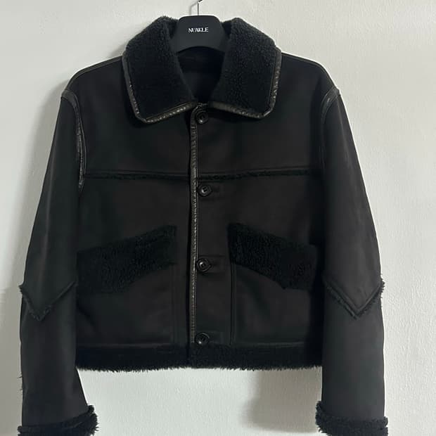 NUAKLE 누아클레 아스펜 시어링 무스탕 차콜 1번 사이즈