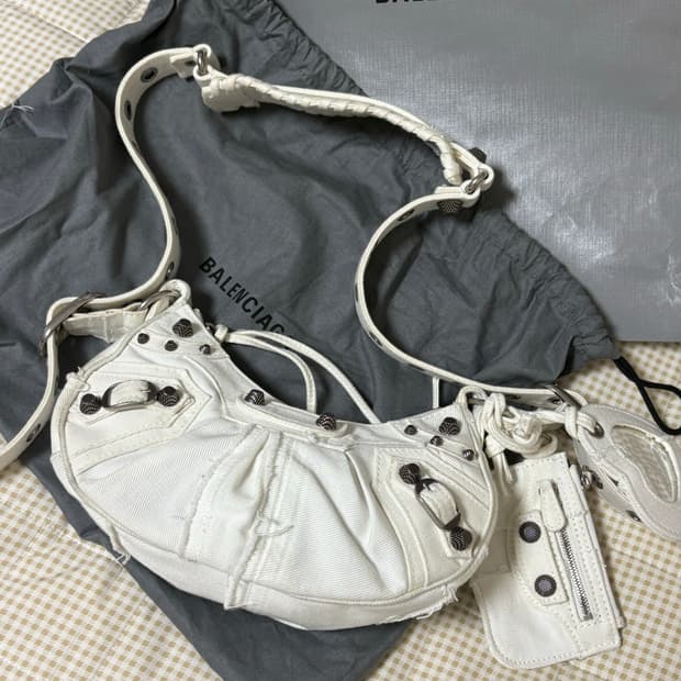 발렌시아가 르카골 xs 데님 화이트