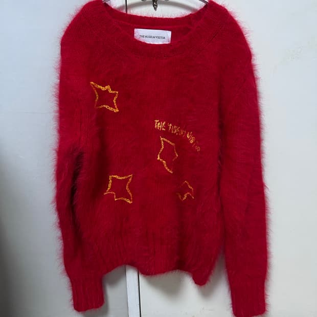 더뮤지엄비지터 앙고라니트 M