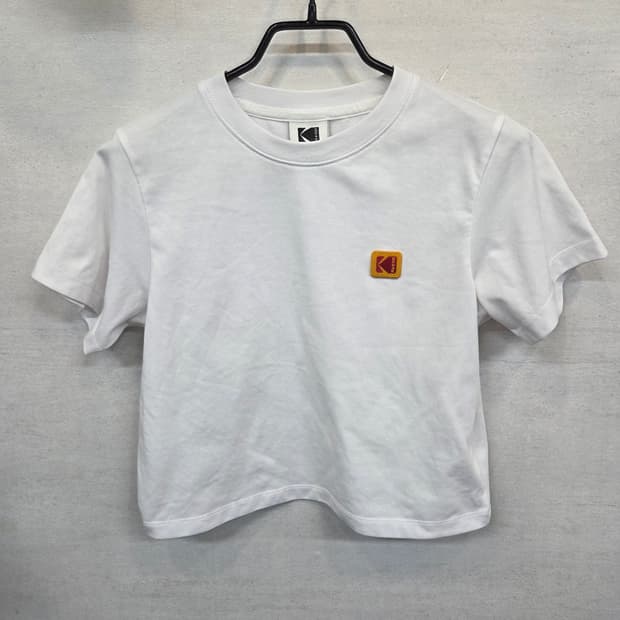 코닥 시그니처 로고 아스킨 여성 반팔 xs