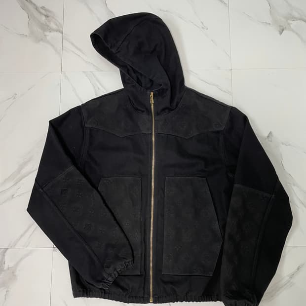 루이비통 카펜터 모노그램 데님 후드 자켓 50 백화점택