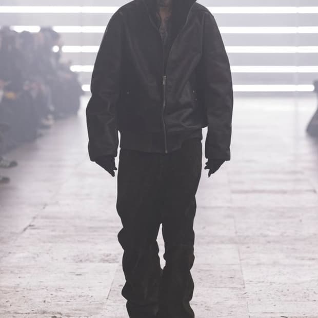 릭오웬스 FW25

레더 블릭사 드라쿠카라 48사이즈
