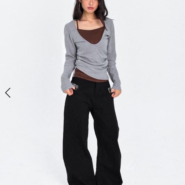 오운서 벨루어 체크 포켓 커브 라인 팬츠 블랙